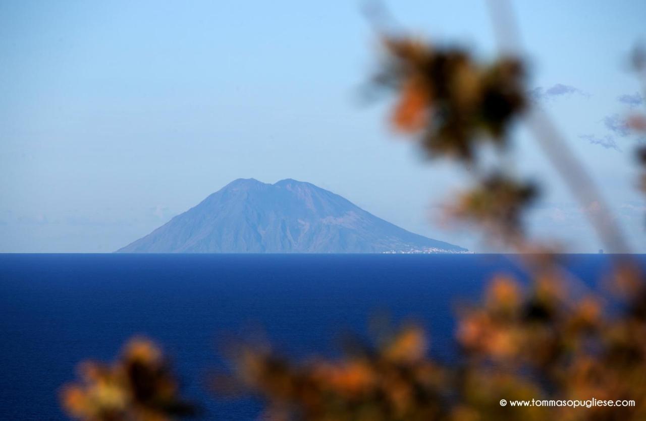 Villa Kore, Capo Vaticano Exteriör bild