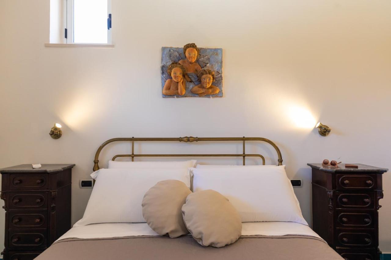 Villa Kore, Capo Vaticano Exteriör bild