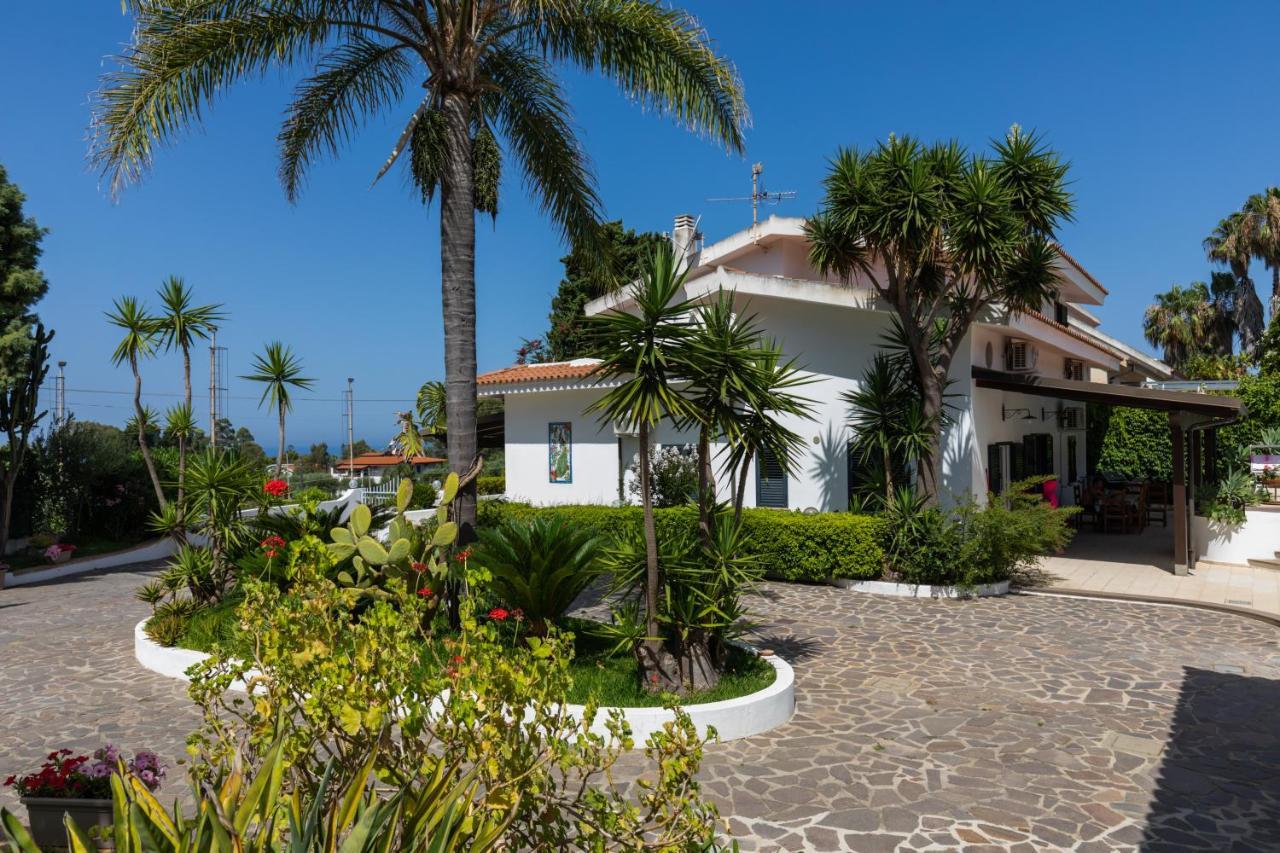 Villa Kore, Capo Vaticano Exteriör bild