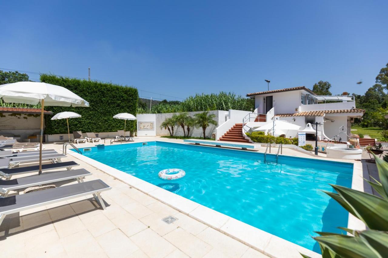 Villa Kore, Capo Vaticano Exteriör bild
